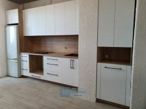 Кухня с фасадами из матового акрила(арт.1010)